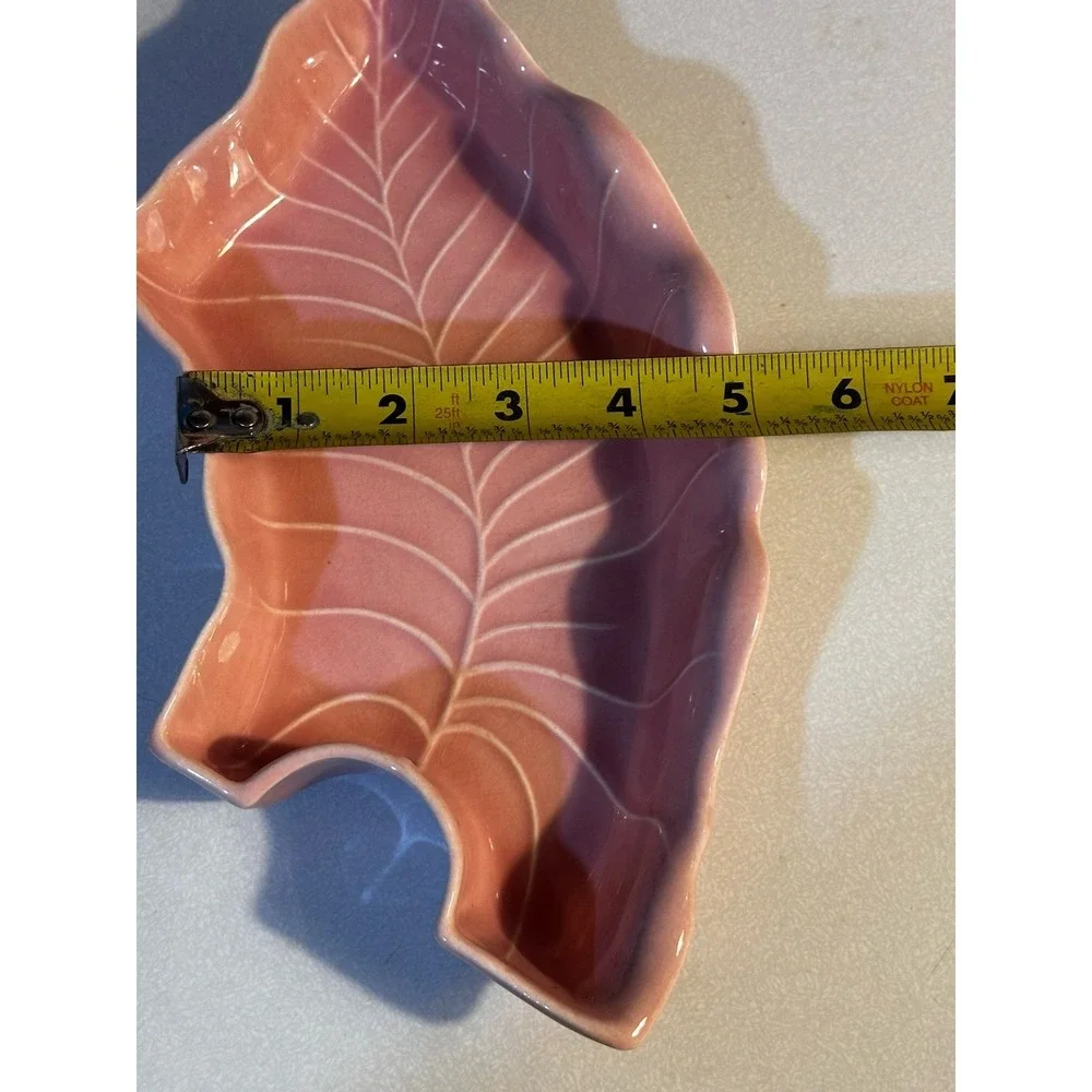 Vtg USA Pottery Pink Ceramic Leaf Shaped Decorative Midcentury Modern Dish